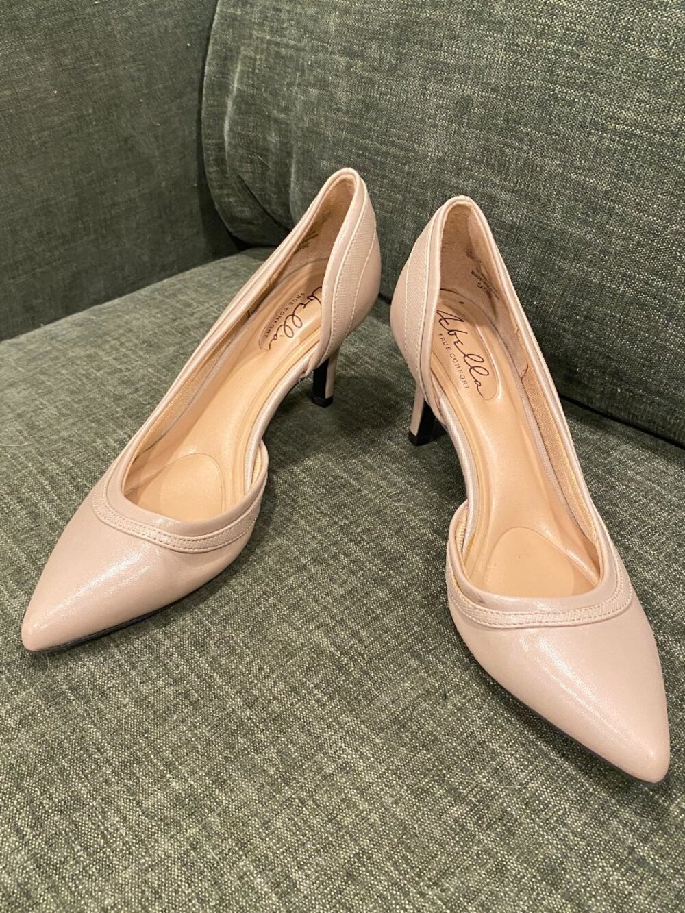 Abella Satine Nude D'Orsay Pointed Toe Pumps Size 6 True Comfort 3" Heels